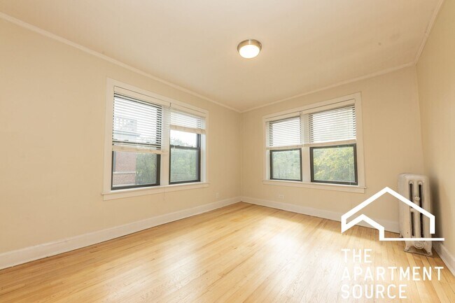 Building Photo - 209 Kedzie St