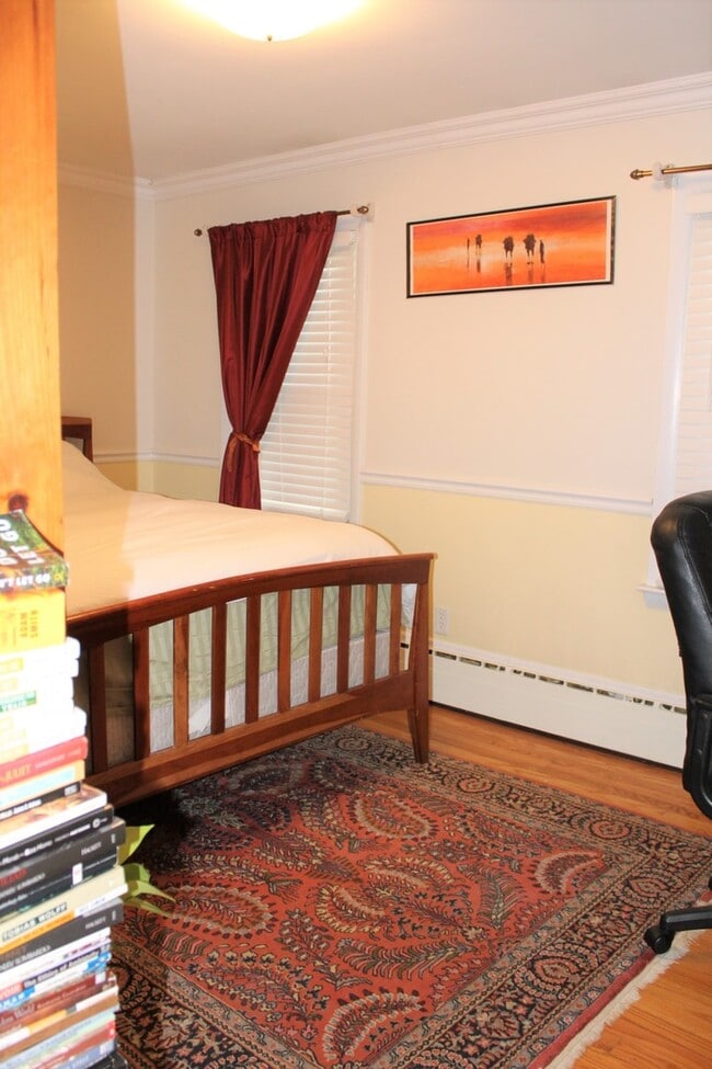 Building Photo - Portland 4BD/2BA Single Family Home - $2,833