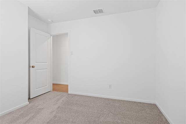 Building Photo - 2020 Belgian Dr