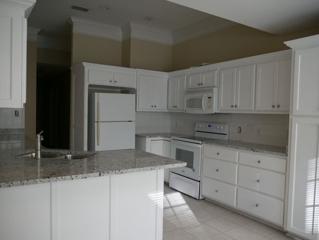 Building Photo - Beautiful Home in Hahira!!