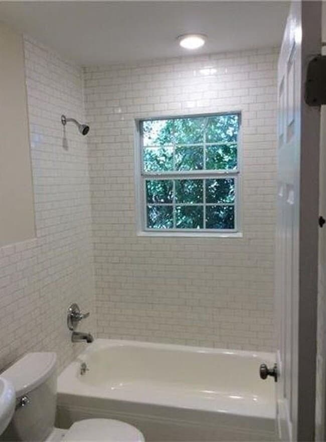 Building Photo - 2708 St Edwards Cir