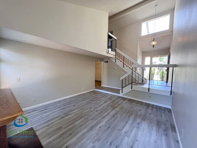 Building Photo - $4,495.00 Almaden 3BD/2.5BA Townhome in the Copperwood Community
