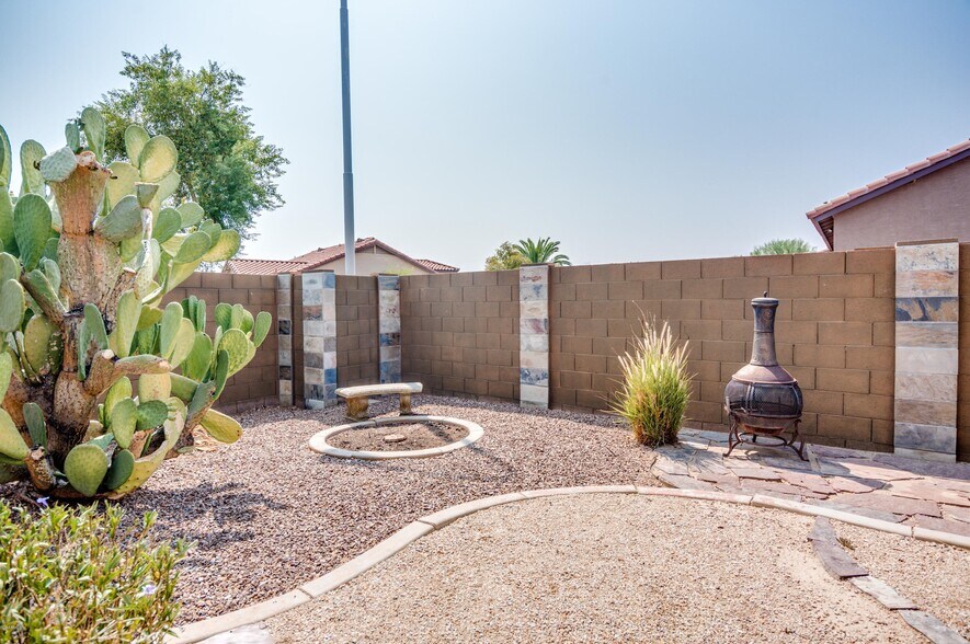 Rear Yard Low Maintenance Landscaping - 6875 W Harrison St