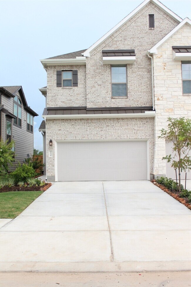 Primary Photo - 1538 Rustling Creek Dr