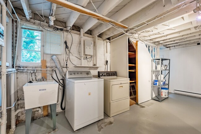 Building Photo - Classic Chevy Chase Charm in NW DC Availab...