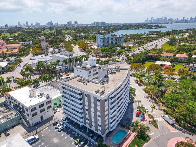 Building Photo - 4141 Nautilus Dr