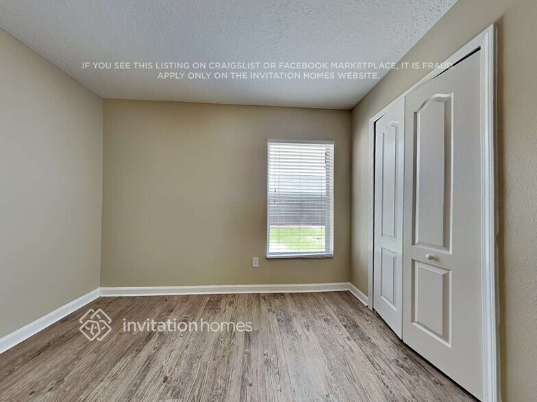 Building Photo - 12326 Cedarfield Dr