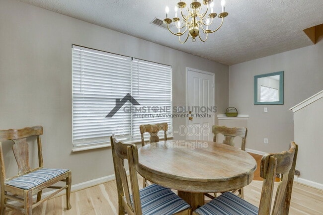 Building Photo - 668 Flintlock Ct