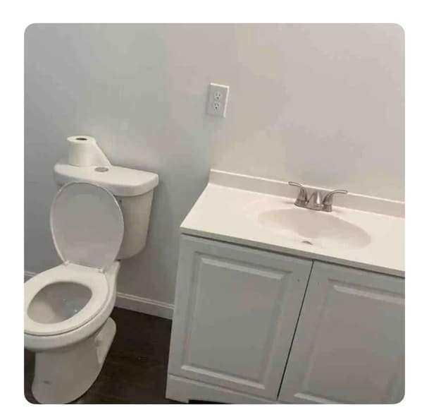 Building Photo - 15 Hawley St