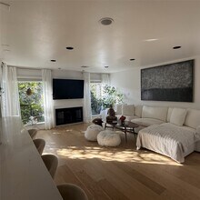 Building Photo - 1914 Augusta Dr