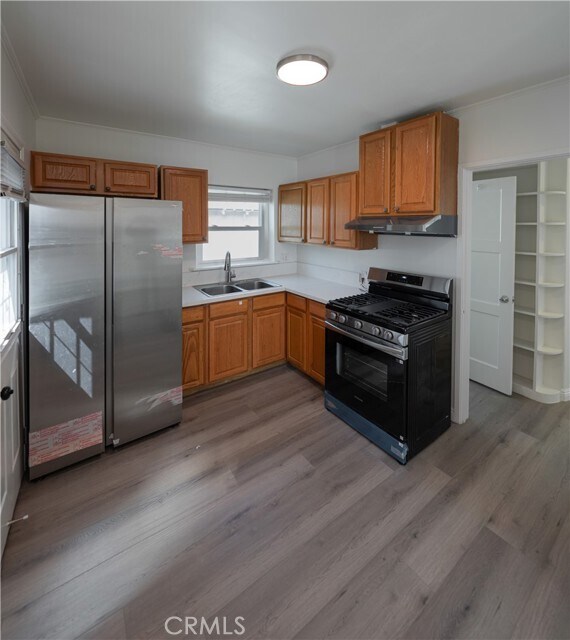 Building Photo - 1719 Cabrillo Ave