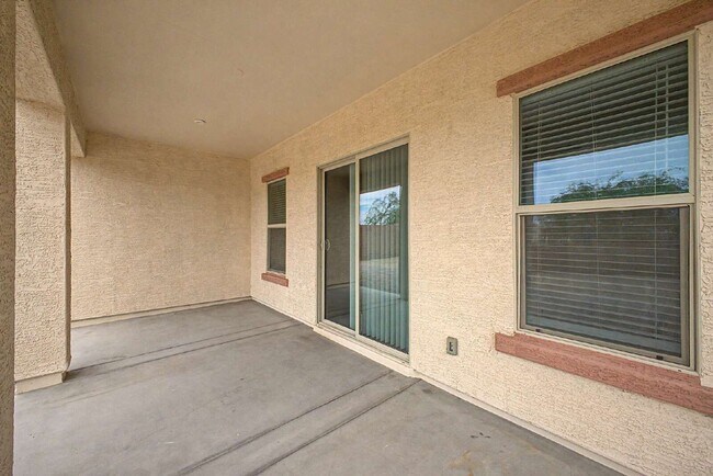 Building Photo - 8833 S 167th Ln