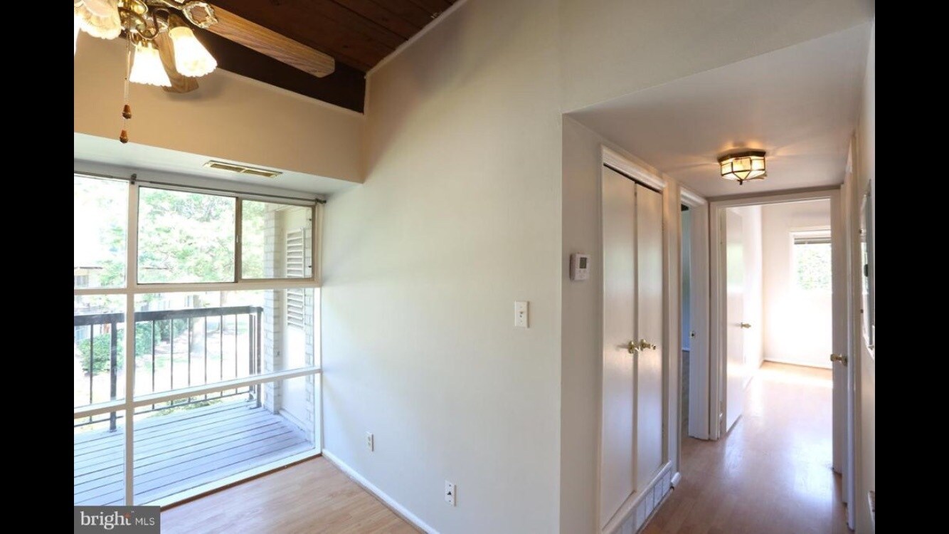 Building Photo - 4949 Americana Dr