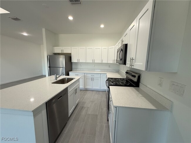 Building Photo - 2704 70th St W