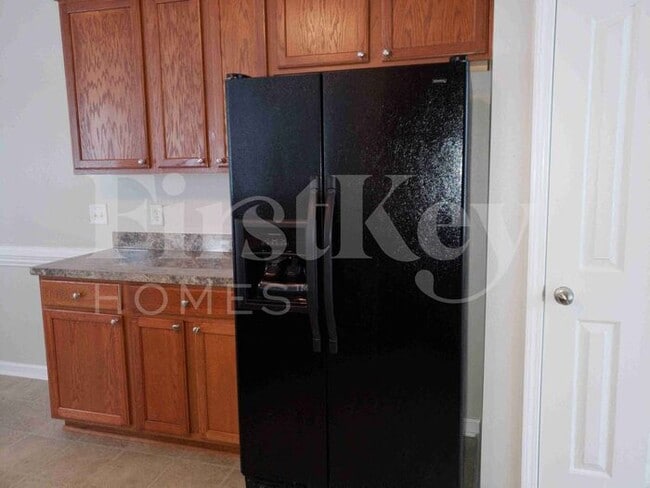 Building Photo - 1415 Paulonia Way