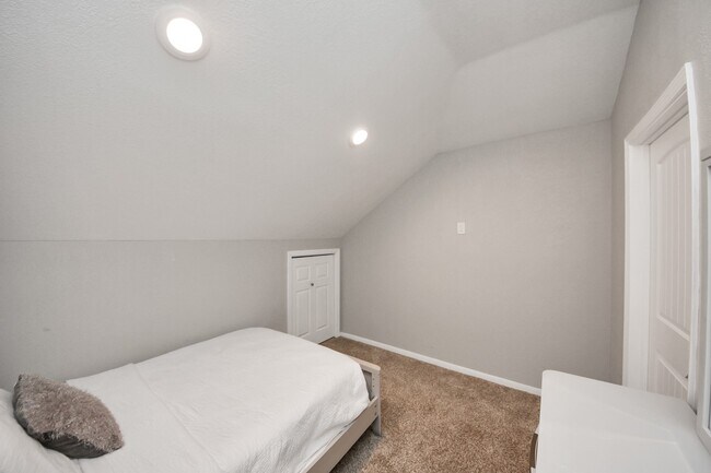 Building Photo - 3514 Windham Way