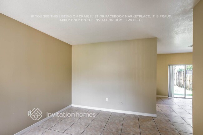 Building Photo - 14365 SW 134th Pl