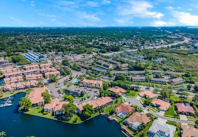 Building Photo - 6330 Grand Bahama Cir