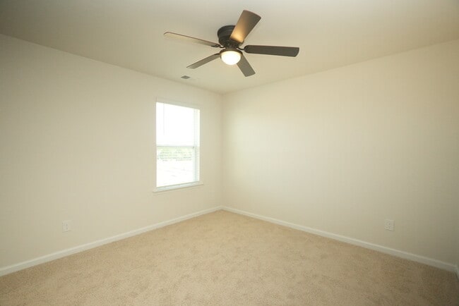 Building Photo - BRAND NEW HOME FOR RENT!