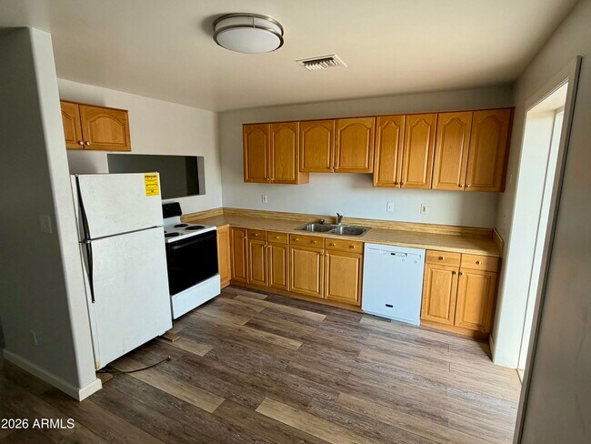 Building Photo - 8659 W Calle Lejos