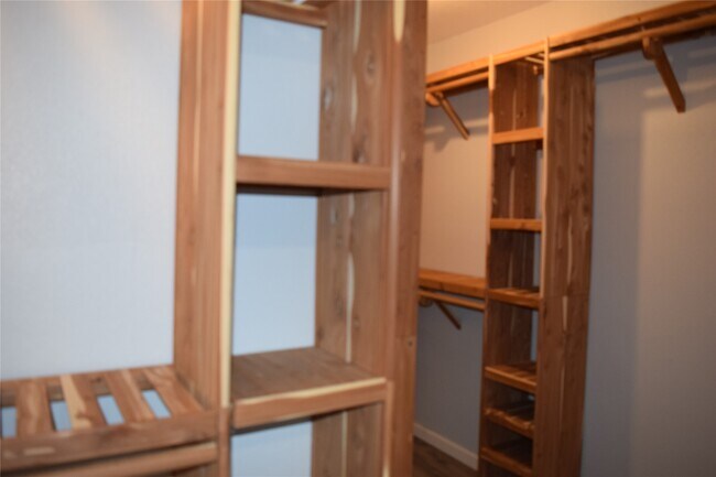Building Photo - 3310 Little Farms Ct