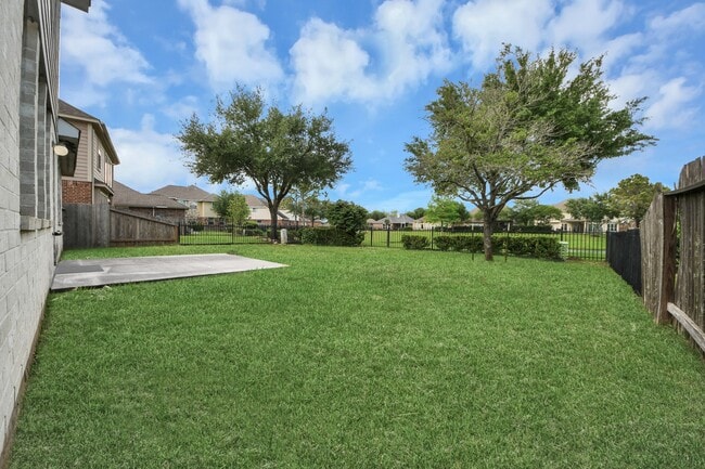 Building Photo - 13127 Barn Course Dr