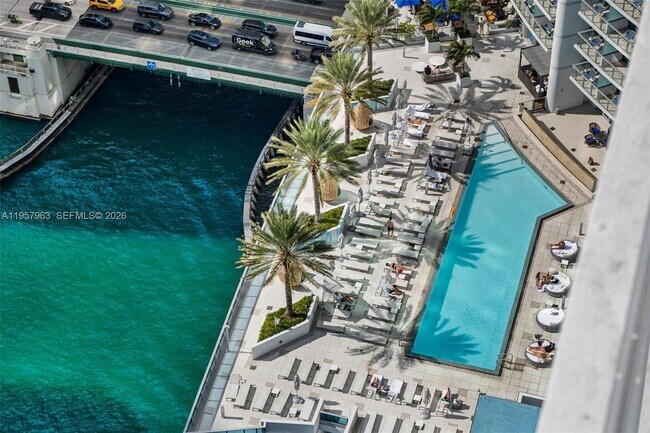 Building Photo - 300 Biscayne Blvd Way