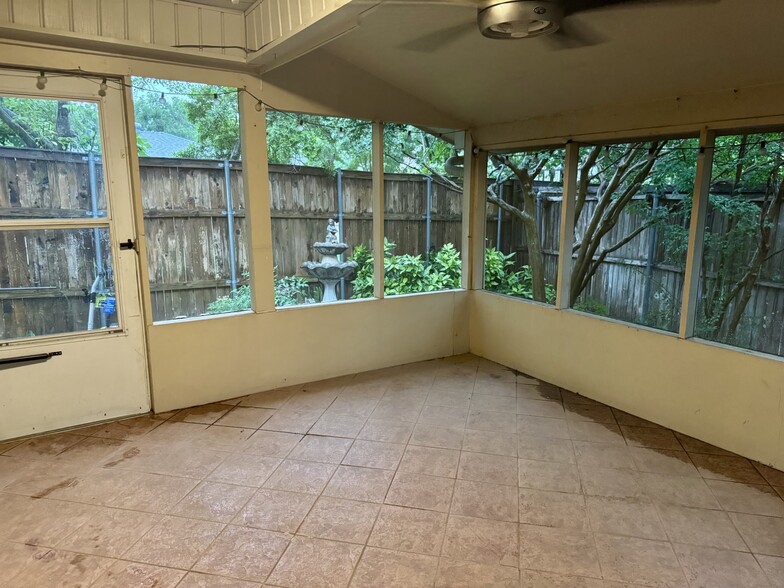 Solar room - 2812 Prescott Dr