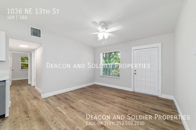 Building Photo - 1036 NE 13th St