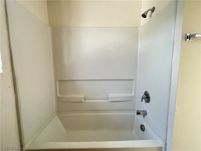 Building Photo - 212 Orland St