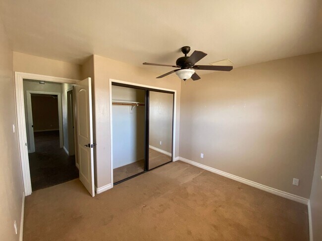 Building Photo - BEAUTIFUL 4BD/3BA HOME ON 2.53 ACRES!!!