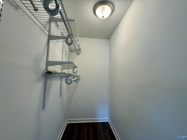 Building Photo - 3702 Squaw Valley Dr SW