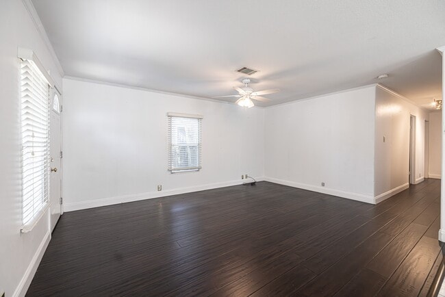 Building Photo - 11738 Greencanyon Dr
