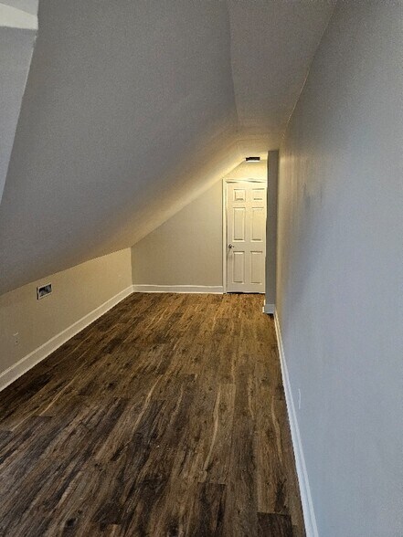 Building Photo - 2033 Carrollton Ave