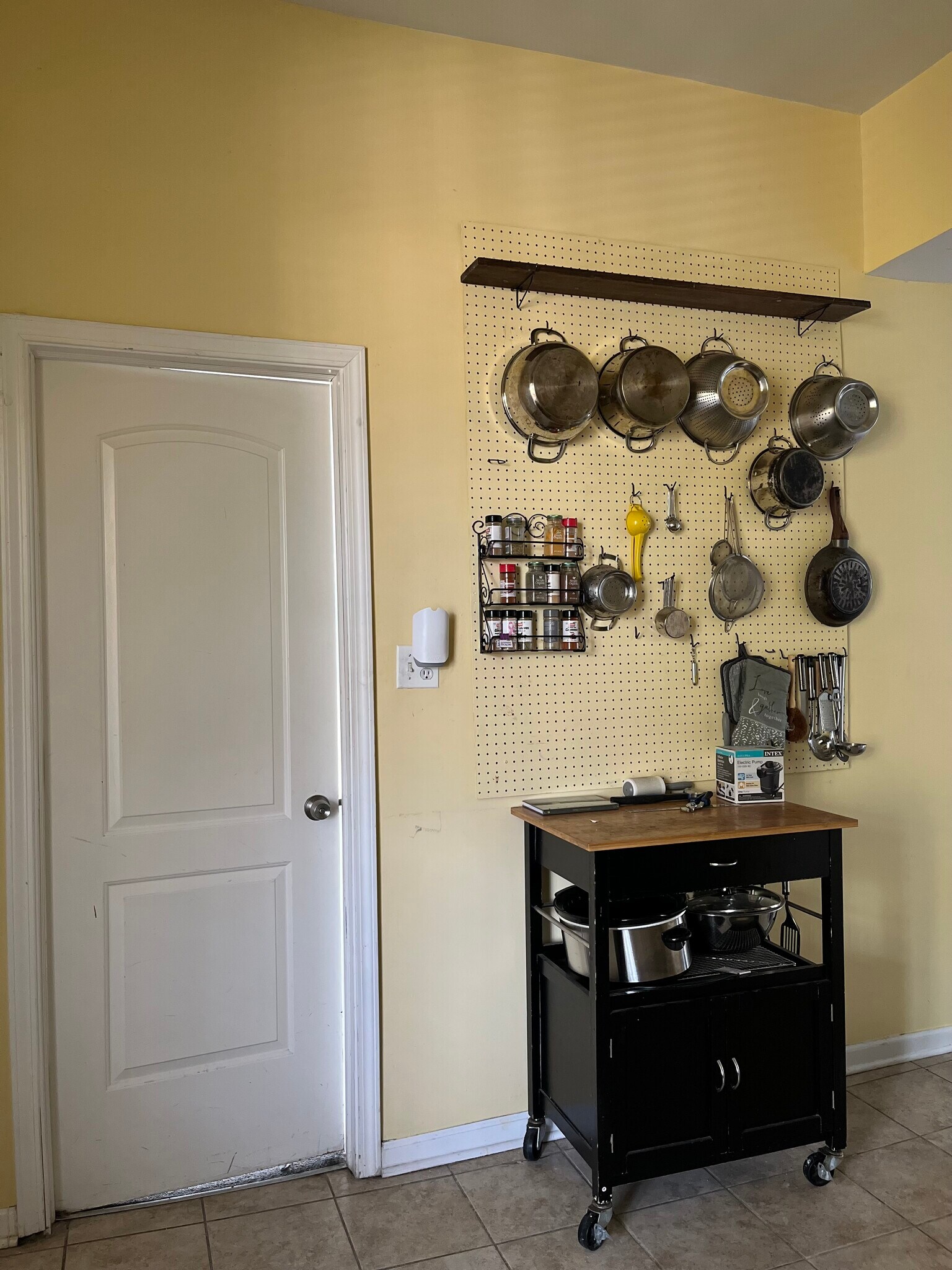 Building Photo - 2115 S Central Park Ave