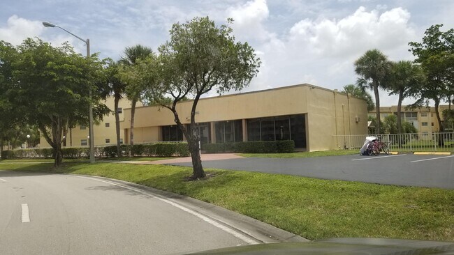 Building Photo - 8510 Sunrise Lakes Blvd