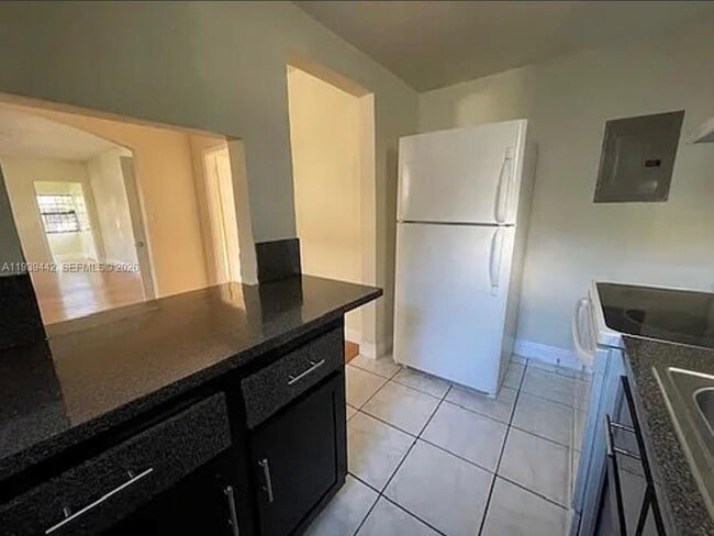 Building Photo - 342 NW 43rd St