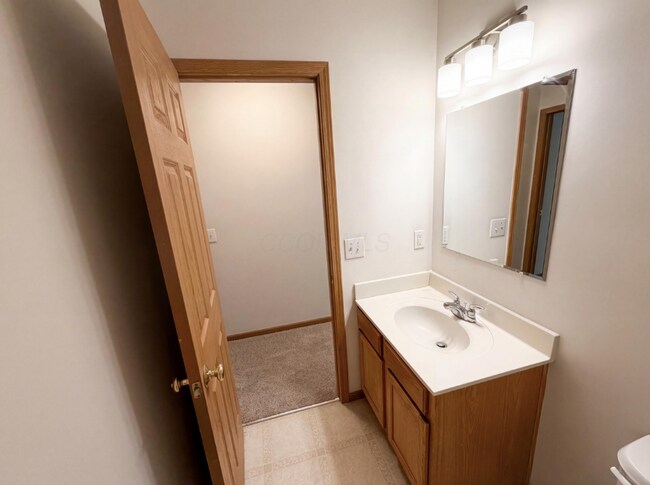 Building Photo - 1000 Hidden Cove Way