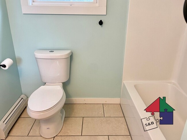 Building Photo - 118 S Main St