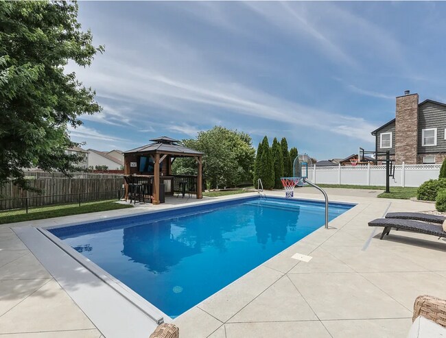 Building Photo - 2919 Kaskaskia Way