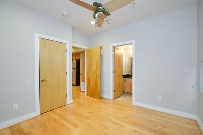 Building Photo - 5551 Illinois Ave NW