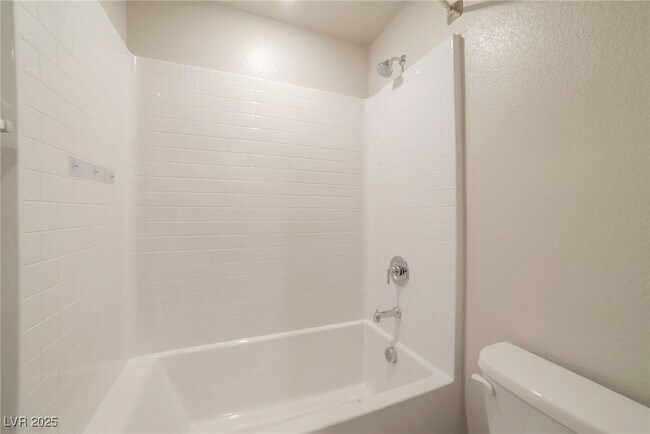 Building Photo - 7957 Rachelis St