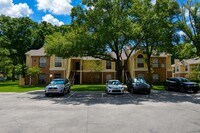 Building Photo - 8625 Mallard Reserve Dr