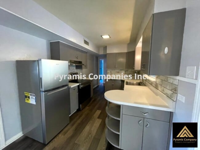 Building Photo - 506 Trudell Dr