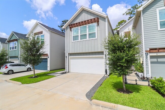 Primary Photo - 5213 Pinemont Creek Ln