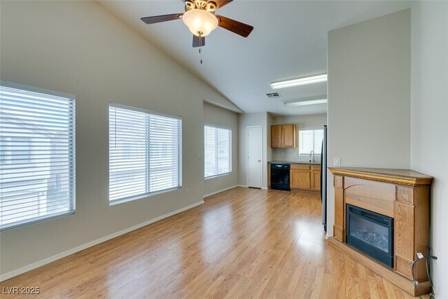 Building Photo - 6473 Stone Dry Ave