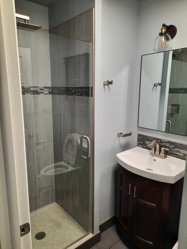 2nd bathroom - 1321 8th Ave E
