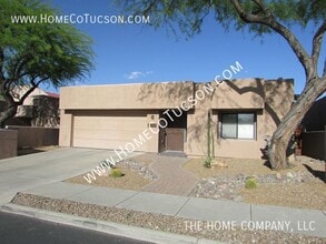 Building Photo - 3668 N Royal Prince Ct