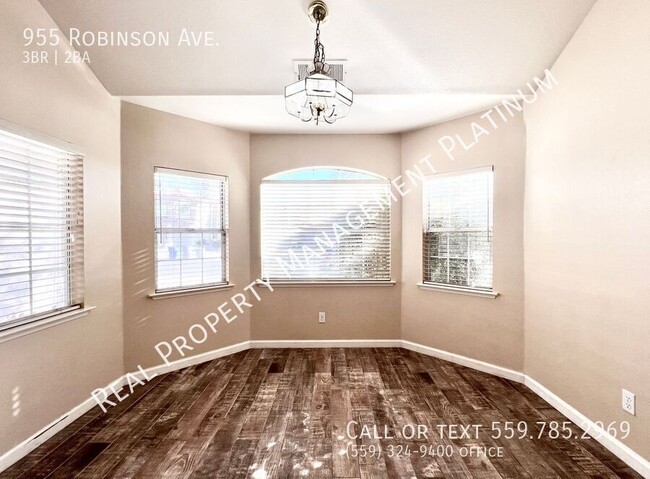 Building Photo - $2,250 Clovis & Dakota, 3 Bedroom Home - R...