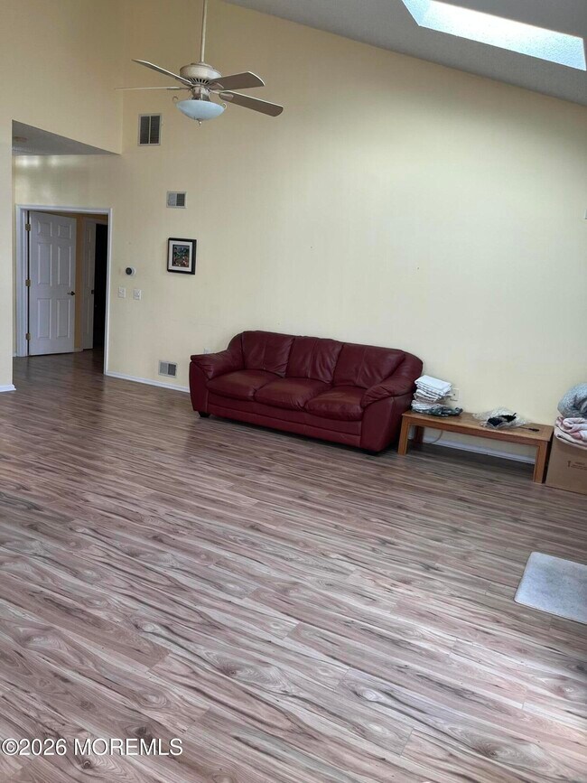 Building Photo - 11 Umberland Pl